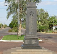 Winton War Memorial - New South Wales Tourism 