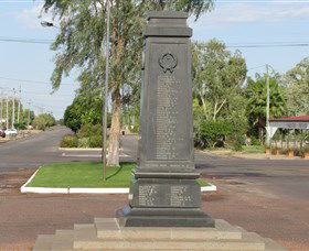 Winton War Memorial - New South Wales Tourism  0