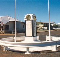 Cloncurry War Memorial - New South Wales Tourism 