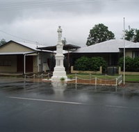 Finch Hatton War Memorial - New South Wales Tourism 