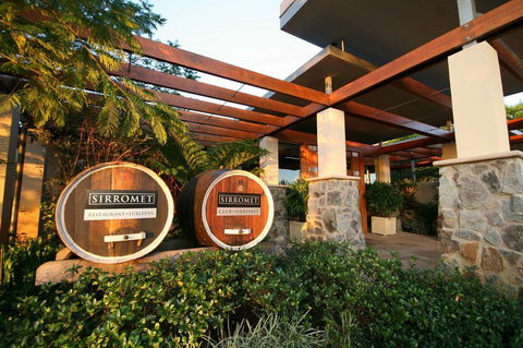 Sirromet Winery - New South Wales Tourism  1