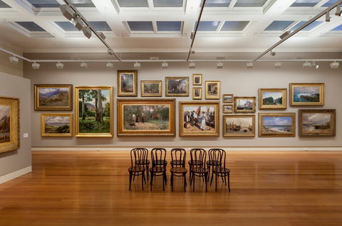 Geelong Gallery - New South Wales Tourism  4