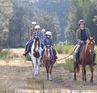Horse Riding at Oaks Ranch and Country Club - New South Wales Tourism 