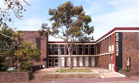 Shoalhaven City Arts Centre - New South Wales Tourism  0