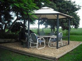 Vintners Secret Vineyard, Cellar Door And Cafe - New South Wales Tourism  1