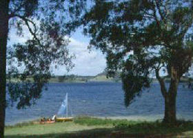 Sugarloaf Reservoir Park - New South Wales Tourism  0