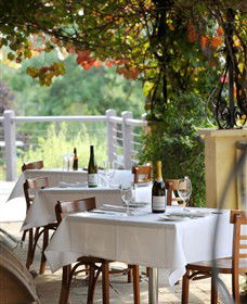 Kellybrook Winery, Kelly Brothers Cider & Riders Brew Co. - New South Wales Tourism  3