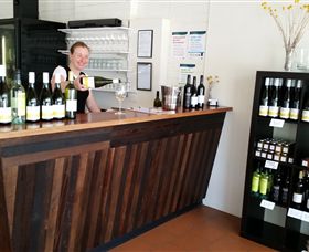 Billy Button Wines - New South Wales Tourism  0