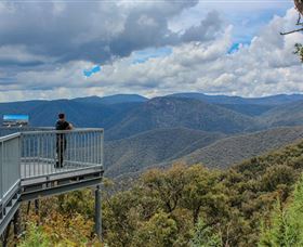 Black Perry Lookout - New South Wales Tourism  2