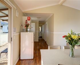 Inland Waters Holiday Parks Lake Glenbawn - New South Wales Tourism  1