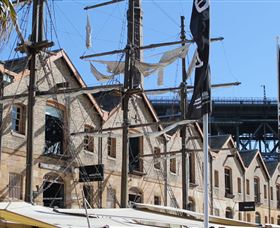 Touching History - New South Wales Tourism  4