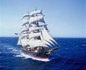 Sydney Heritage Fleet Cruises - New South Wales Tourism  0