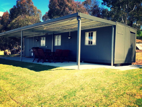 Lake Lyell Recreation Park - New South Wales Tourism  3
