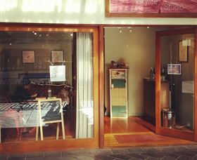 Skyfire Studio Art Gallery Tour - New South Wales Tourism  6