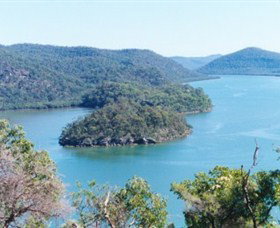 The Riverboat Postman - New South Wales Tourism  2