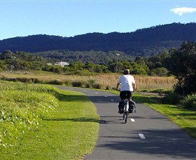 Australian Cycling Holidays - New South Wales Tourism  0