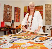 Bouddi Gallery - Contemporary Aboriginal Art - New South Wales Tourism 