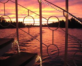 Hawkesbury Paddlewheeler - New South Wales Tourism  1