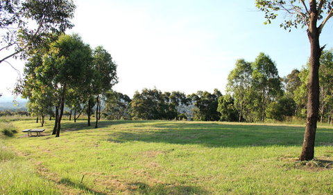 Turkeys Nest Picnic Area And Lookout - New South Wales Tourism  1