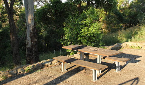 Turkeys Nest Picnic Area And Lookout - New South Wales Tourism  3