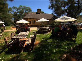 Overland Corner Hotel - New South Wales Tourism  3