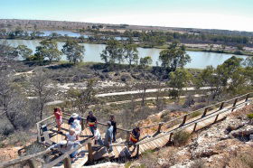 Ngaut Ngaut Aboriginal Site - New South Wales Tourism  0