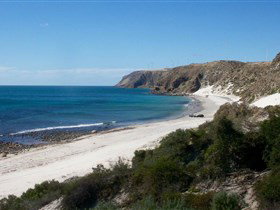 Morgan Beach - New South Wales Tourism  0