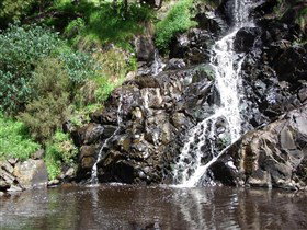 Ingalalla Waterfalls - New South Wales Tourism  0