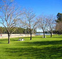 Lock 10 and Weir - New South Wales Tourism 