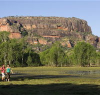 Sandstone and River Bushwalk - New South Wales Tourism 