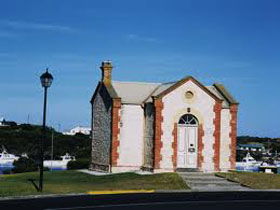 Royal Circus And Customs House In Robe - New South Wales Tourism  0