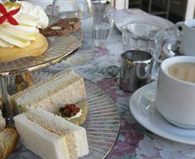 Afternoon Tea At Burnett House - New South Wales Tourism  2
