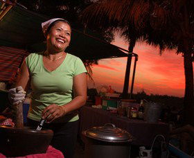 Mindil Beach Sunset Markets - New South Wales Tourism  1
