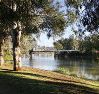 Lake Boga Observatory  Glass Studio - New South Wales Tourism 