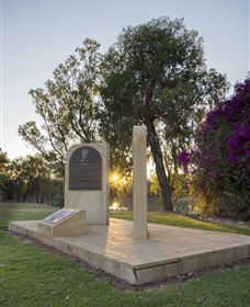 St George Pilots Memorial - New South Wales Tourism  0