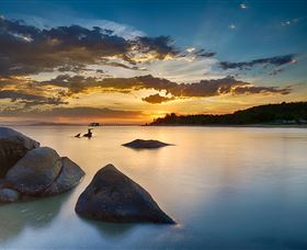 Picnic Bay - New South Wales Tourism  1