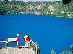 Blue Lake Rotary Lookout - New South Wales Tourism  0