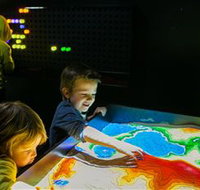 Twisted - Science at Play - New South Wales Tourism 