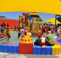 Holland Park Swimming Pool - New South Wales Tourism 