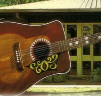 Big Guitar - New South Wales Tourism 