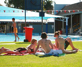 Dubbo Aquatic Leisure Centre - New South Wales Tourism  1