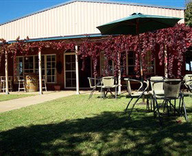 Red Earth Estate Vineyard - New South Wales Tourism  1