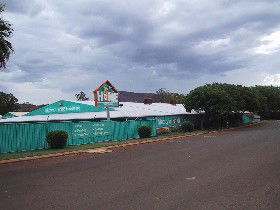 Muzzys Hardware - New South Wales Tourism  0