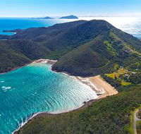 Basil Bay on Keswick Island - New South Wales Tourism 
