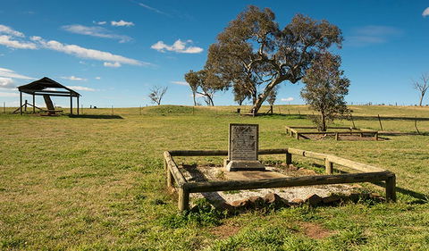 Yuranighs Aboriginal Grave Historic Site - New South Wales Tourism  1