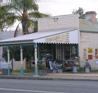 Lady Gails Bookshop and Curios - New South Wales Tourism 