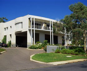 Singapore, High Commission Of The Republic Of - New South Wales Tourism  1