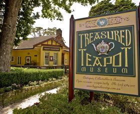 Bygone Beautys Treasured Teapot Museum And Tearooms - New South Wales Tourism  3