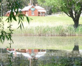 Queanbeyan Art Society - New South Wales Tourism  0