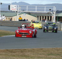 Wakefield Park Motor Racing Circuit - New South Wales Tourism 